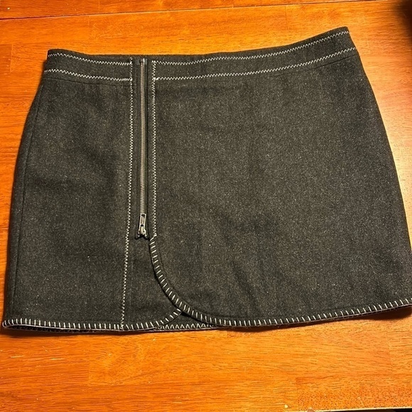 Purnell Blanket Stitch Wool Wrap Skirt with Zipper size 10/30 - Picture 1 of 9
